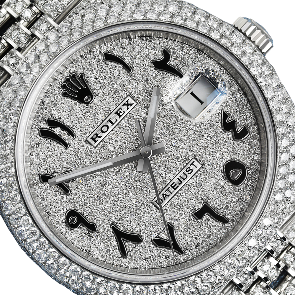 Faceted case, steel, silver-white dial, integrated bracelet