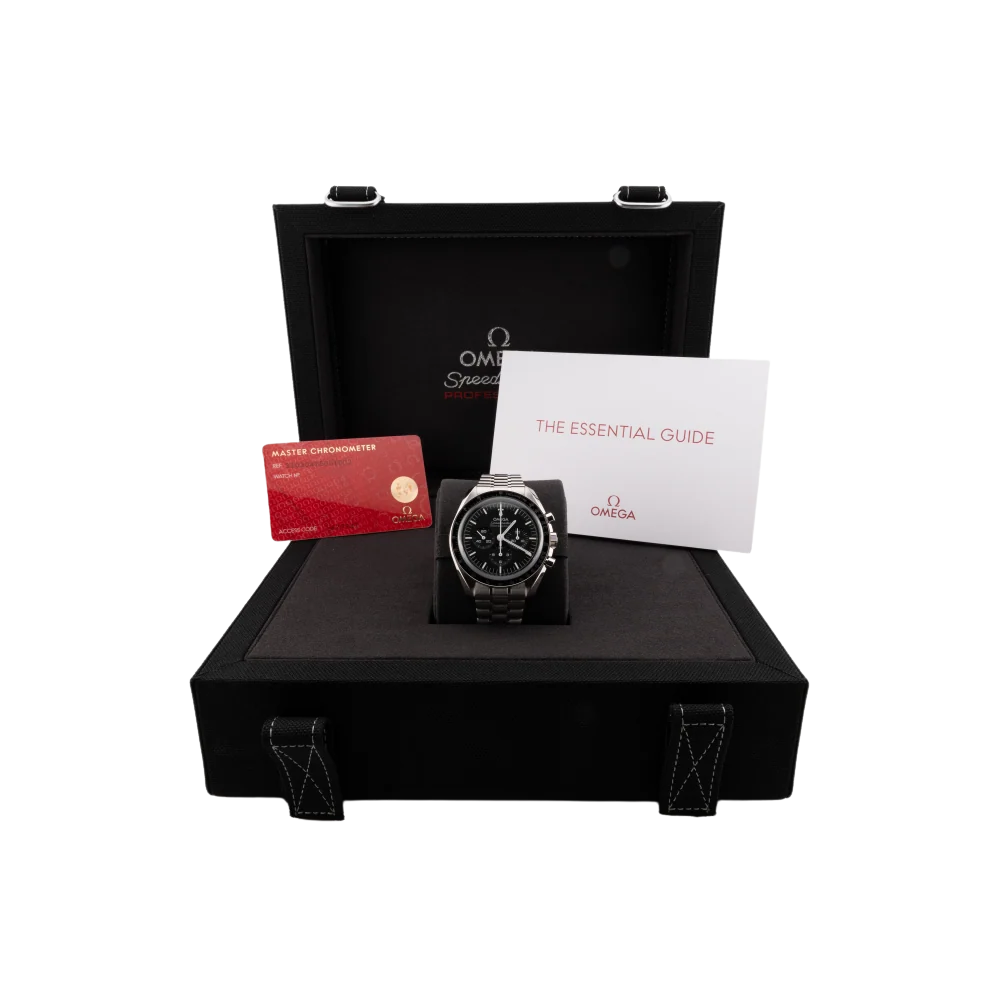 Chronograph, steel, black tachymeter bezel, black dial